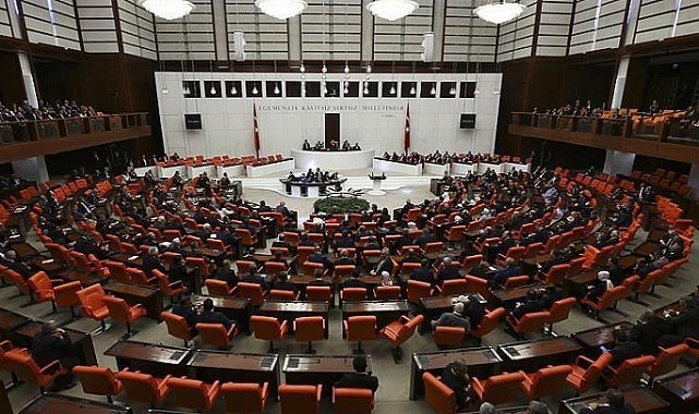 AK Parti’nin yeni YÖK kanunu Meclis’te