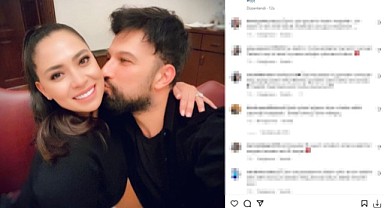 Tarkan, eşini öptüğü fotoğrafı paylaşarak Dünya Öpücük Günü’nü kutladı
